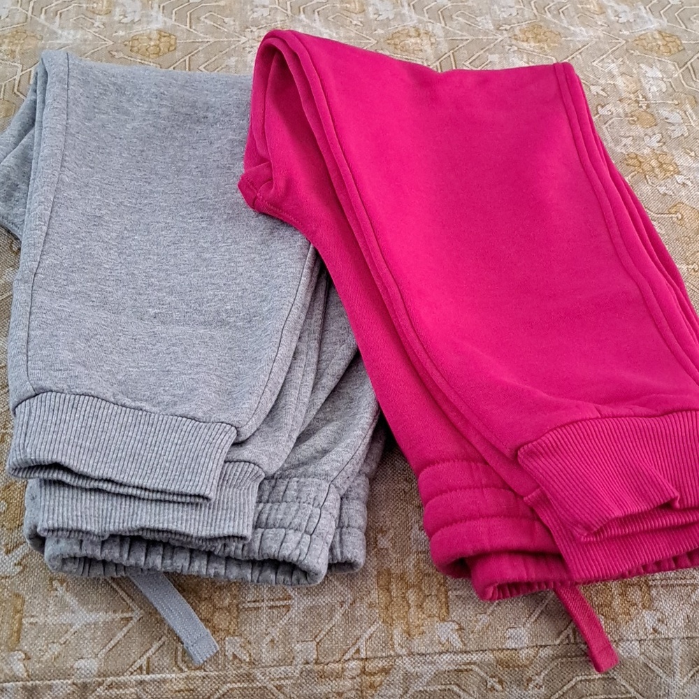 Nike Kids Joggers in Hot Pink and Heather Gray New No Tags Size Medium. - Picture 4 of 4